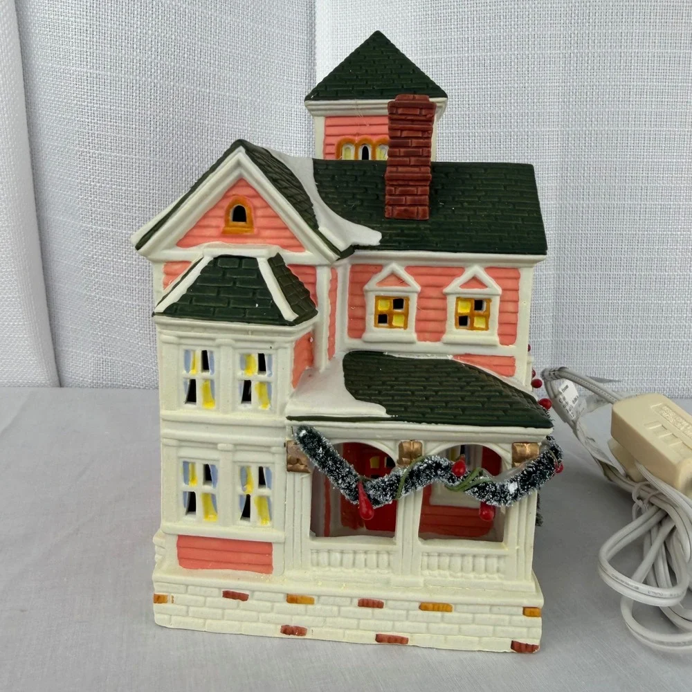 VTG Holiday Living Porcelain Lighted House Pink Victorian Christmas Village Home